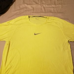 Nike dry fit short sleeve shirt